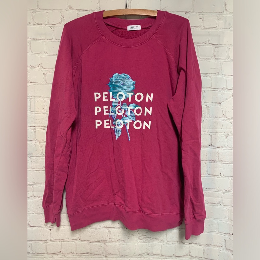 Peleton Raspberry Floral Sweatshirt Size M - Picture 1 of 4